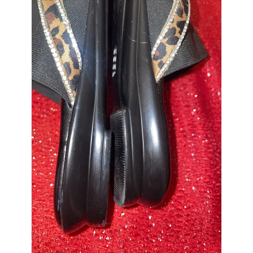 Toscanella Women's Black Brown Animal Print Rhinestone Thong Sandals Slip-On 7